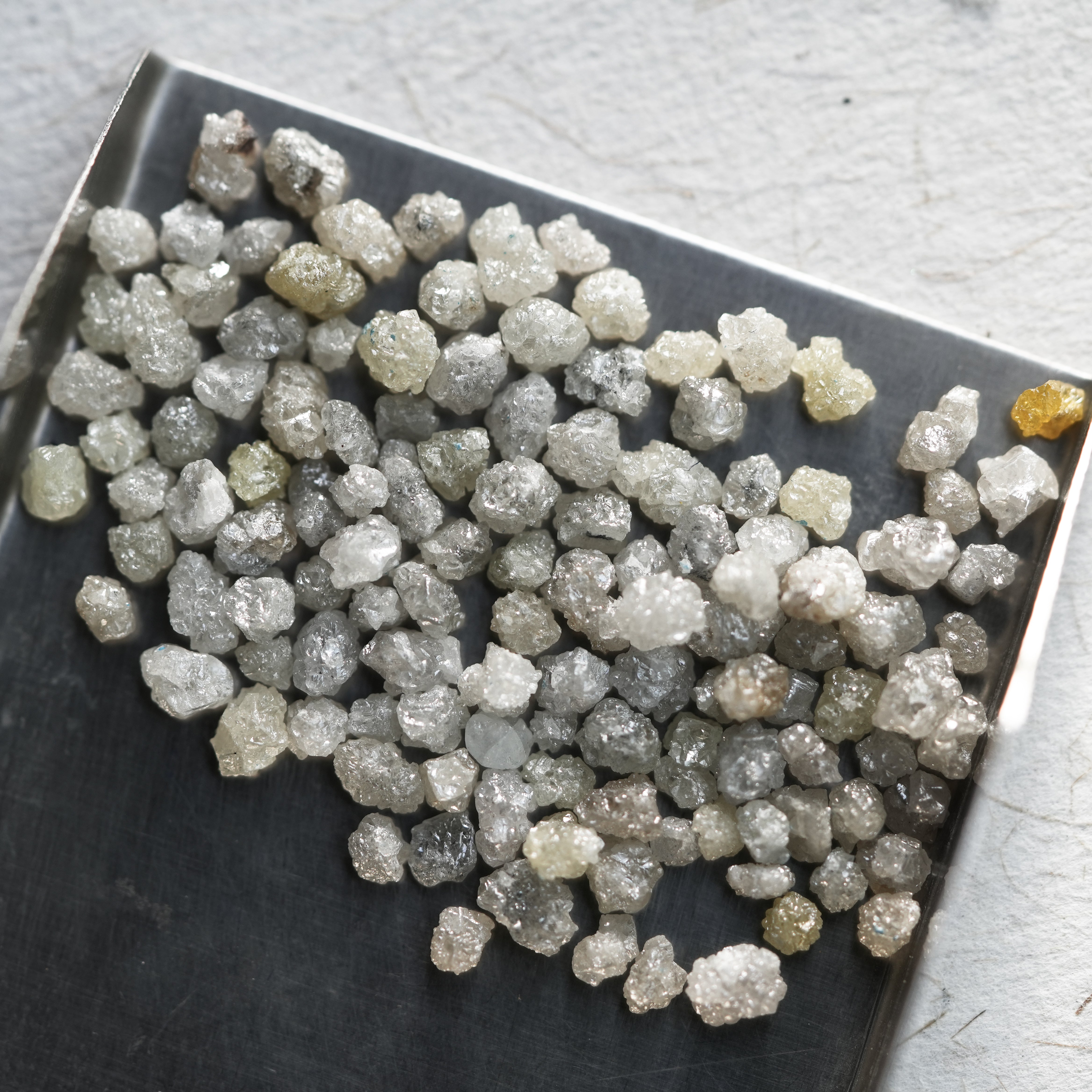 Natural White Silver Raw Diamonds / Uncut Loose Diamonds / 3-4 MM Conflict Free Diamonds / Ethically Sourced Premium Diamond / Real Gems