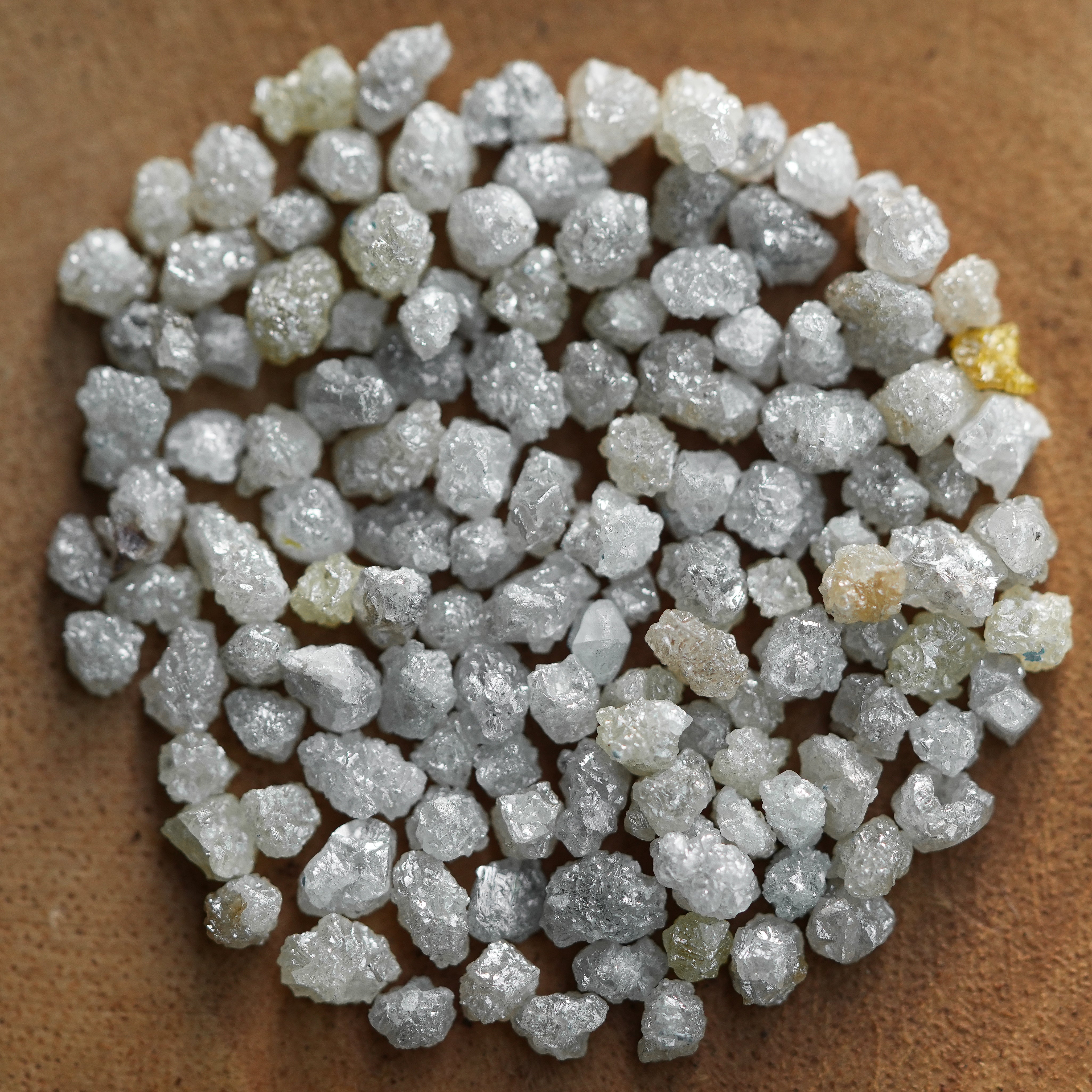 Natural White Silver Raw Diamonds / Uncut Loose Diamonds / 3-4 MM Conflict Free Diamonds / Ethically Sourced Premium Diamond / Real Gems