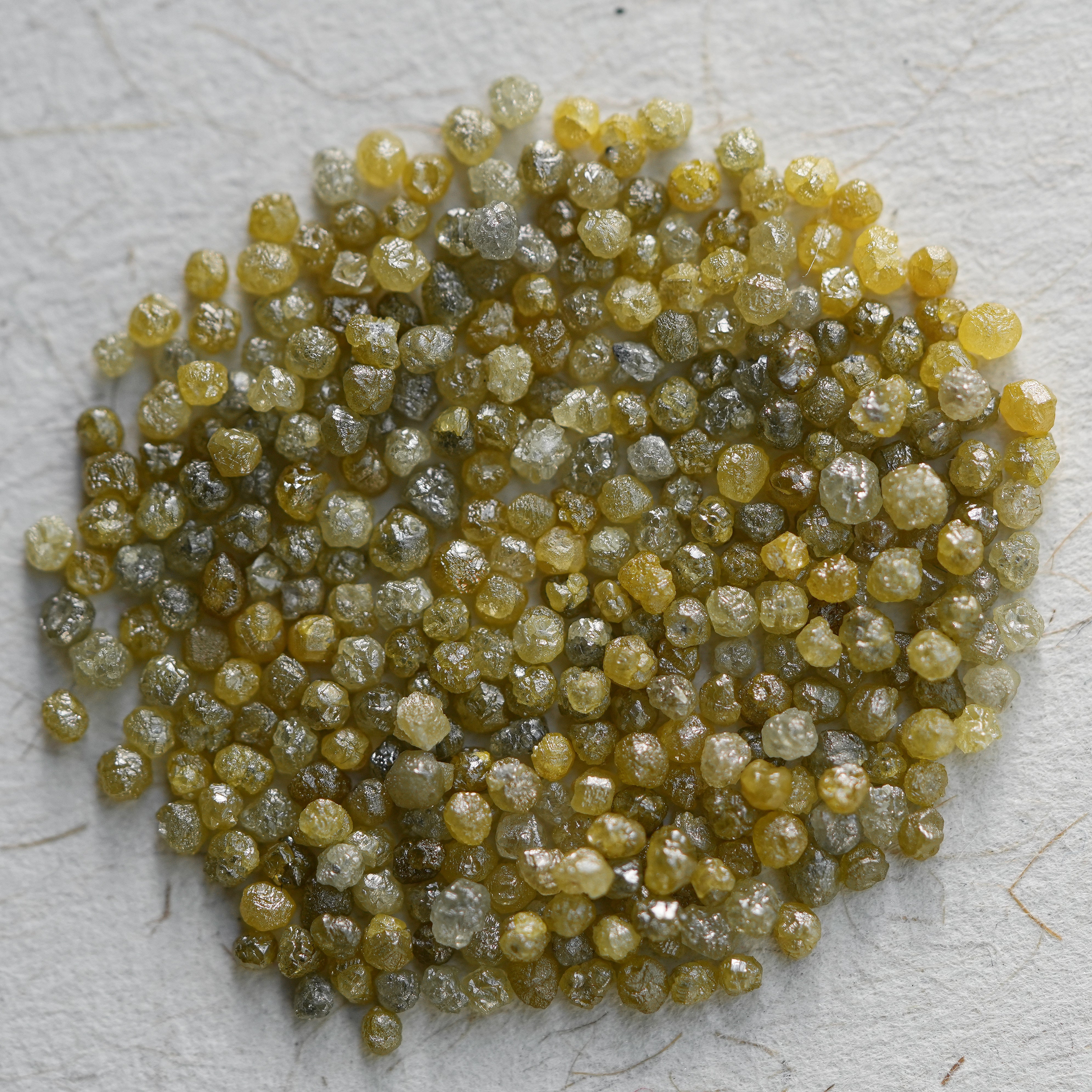 10 PCS Yellow Raw Diamond / 1.00 CT Natural Fancy Rough Diamond , Uncut Loose Diamond For Jawelry / Conflict Free African Diamond