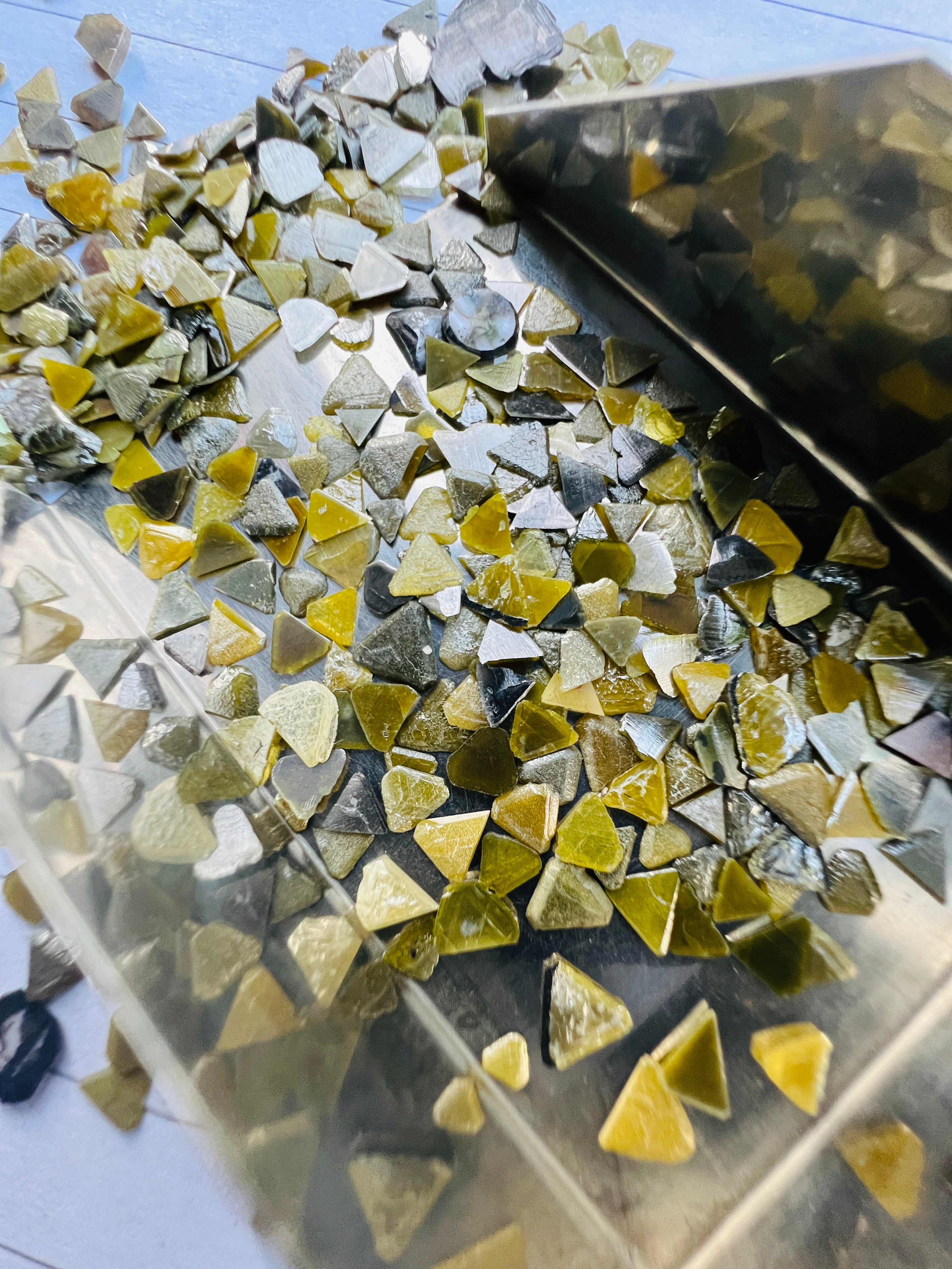 Dark & Yellow Rough Raw Loose Diamonds Triangle Natural 1.00 Ct Uncut Gemstone Lots